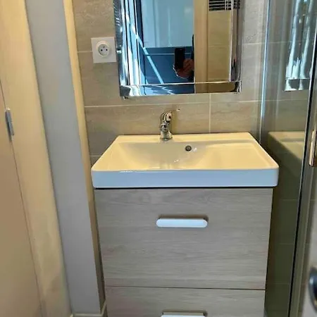 Bungalow Dans Un Jardin Сasa de vacaciones